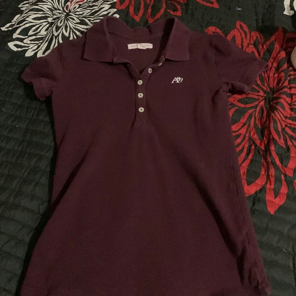 Aeropostale maroon collared shirt